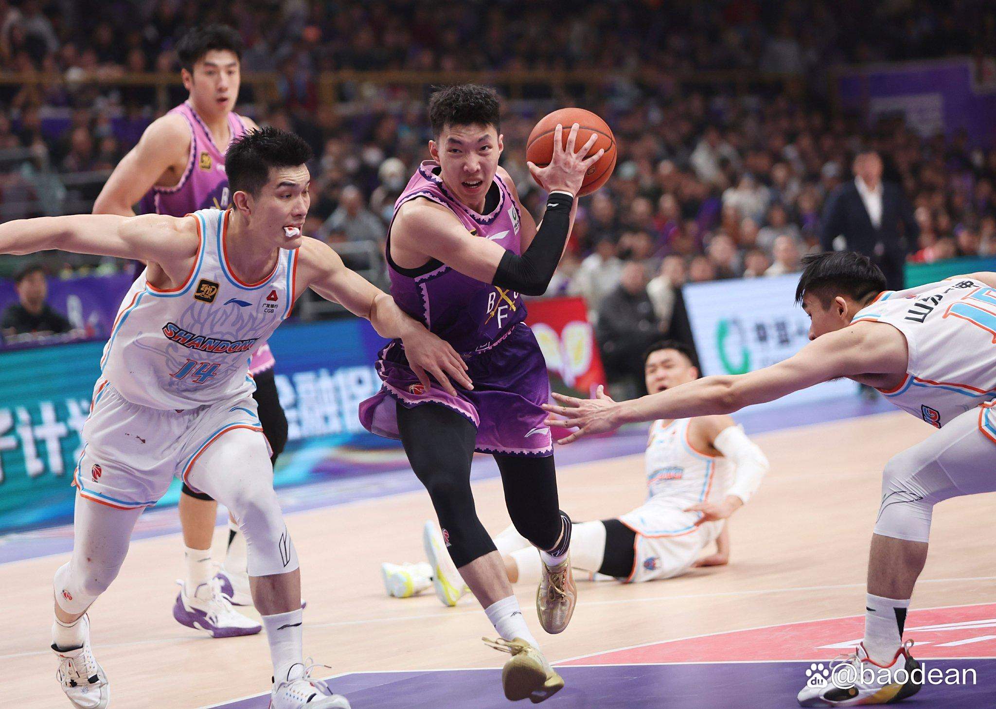 九游官网入口注册-关于NBA常规赛转会期走向成谜，山东男篮状态回暖，信心回归，阵容厚度经受考验的信息